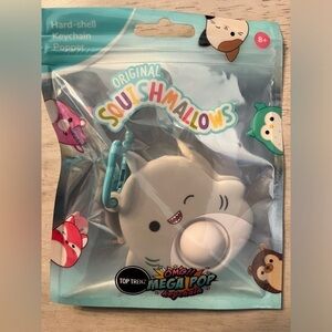 Squishmallows Mega Pop Keychain, Gordon the Shark, new!